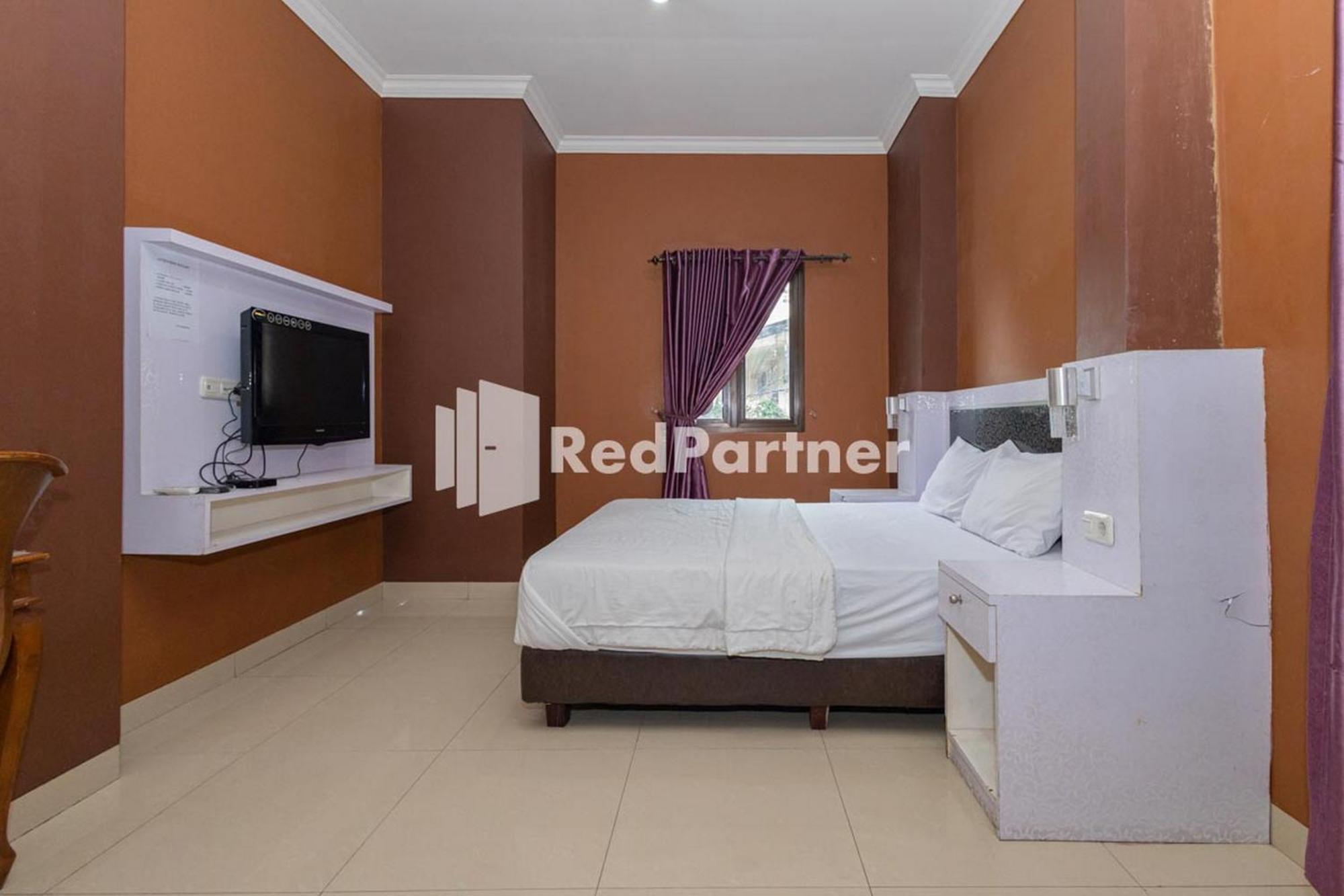 Star Hotel Jaksa Mitra Reddoorz جاكرتا المظهر الخارجي الصورة