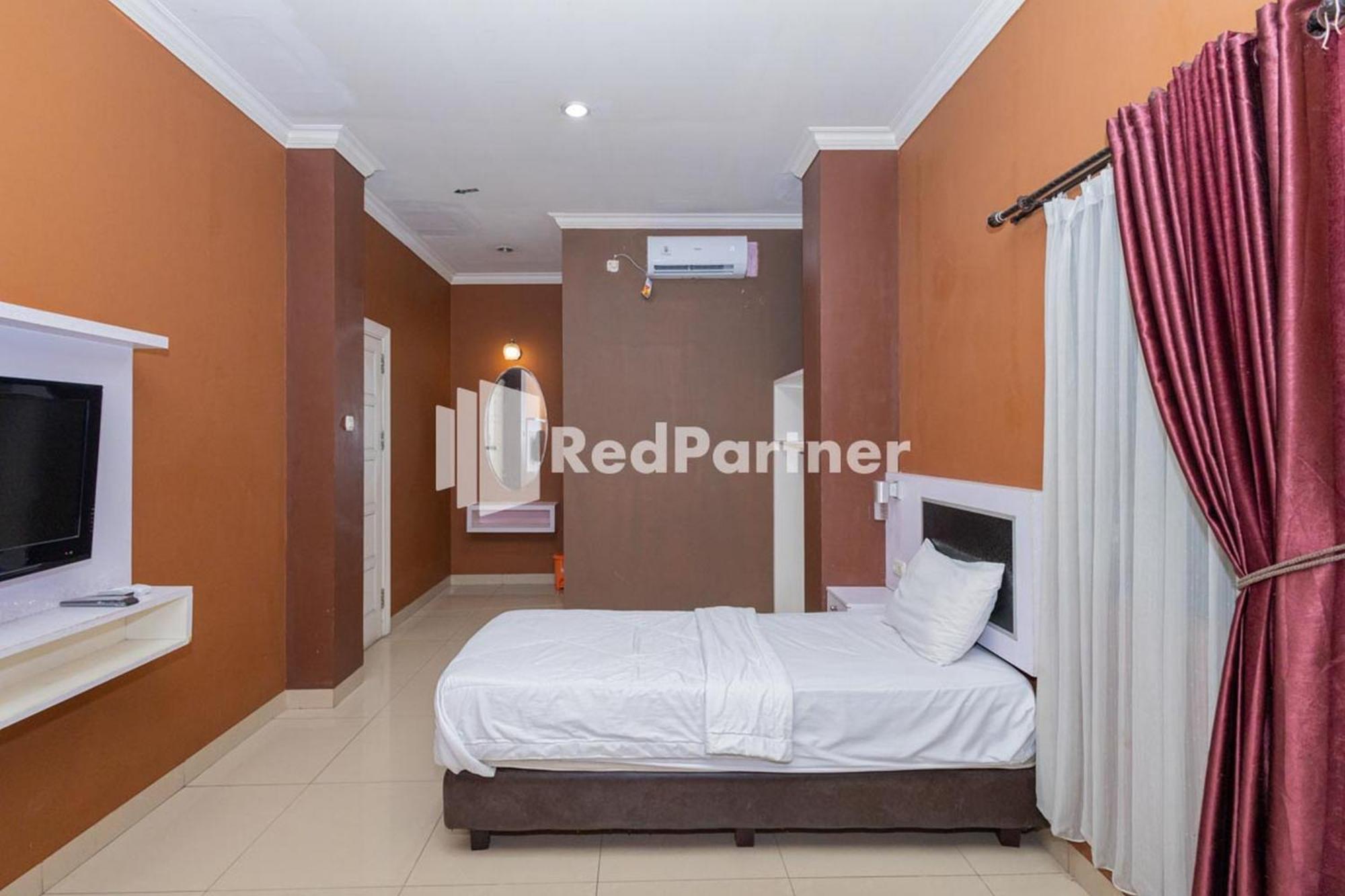 Star Hotel Jaksa Mitra Reddoorz جاكرتا المظهر الخارجي الصورة
