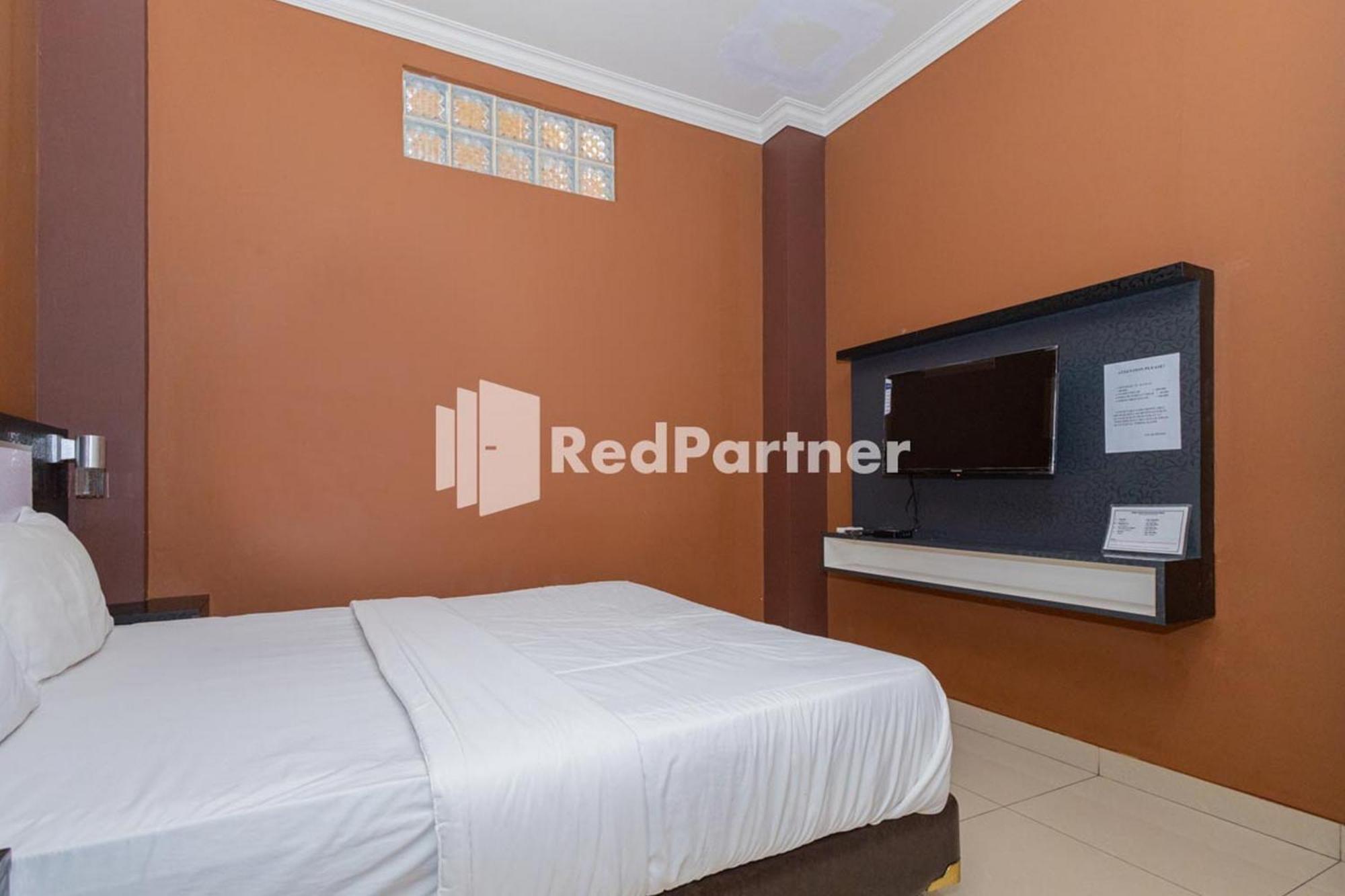 Star Hotel Jaksa Mitra Reddoorz جاكرتا المظهر الخارجي الصورة