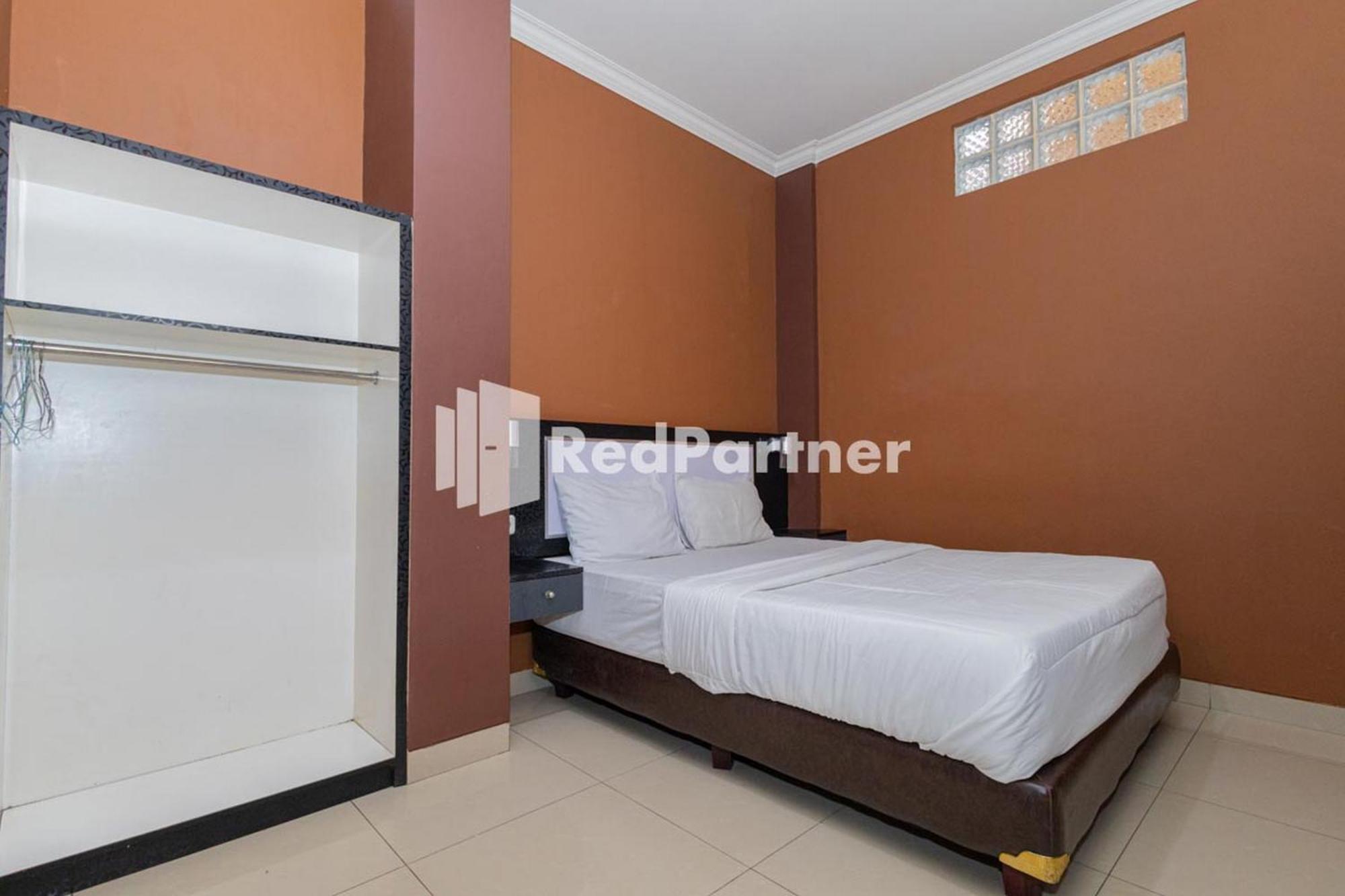 Star Hotel Jaksa Mitra Reddoorz جاكرتا المظهر الخارجي الصورة